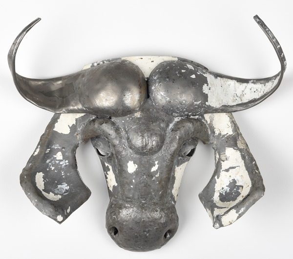 trophée en métal récupéré - animal head in recycled metal | mahatsara