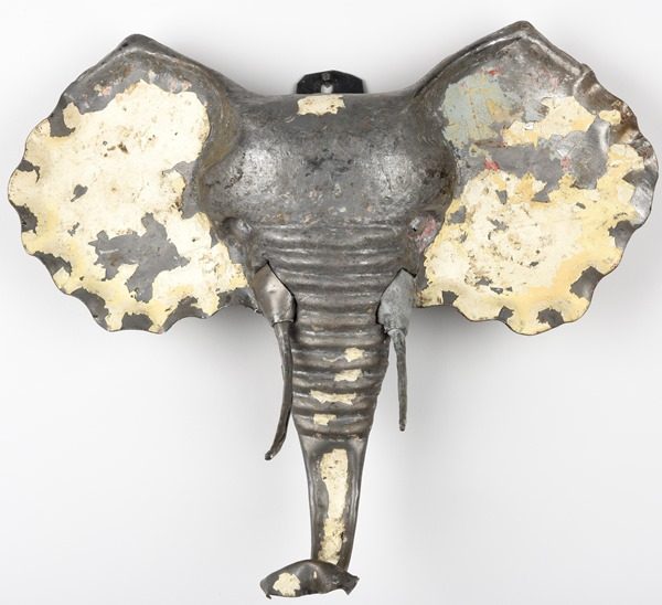 trophée en métal récupéré - animal head in recycled metal | mahatsara